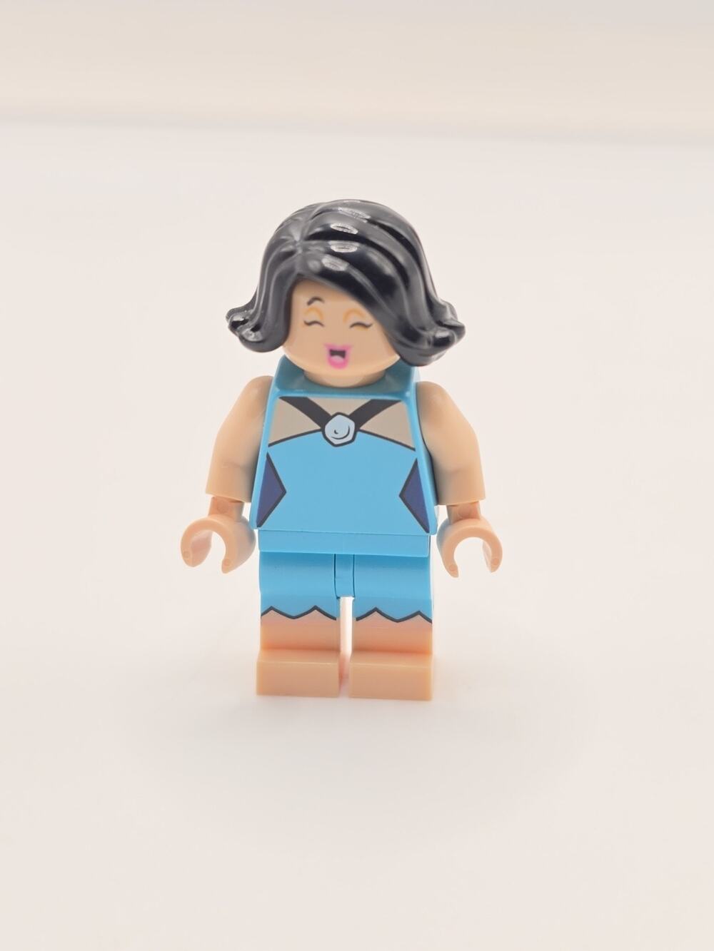 LEGO Ideas Hanna-Barbera The Flintstones Betty Rubble minifigure